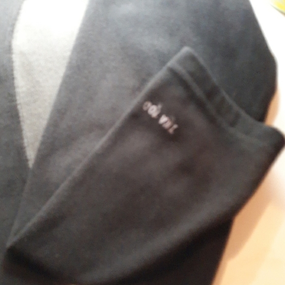 The North Face small black gray pull over - Picture 2 of 4